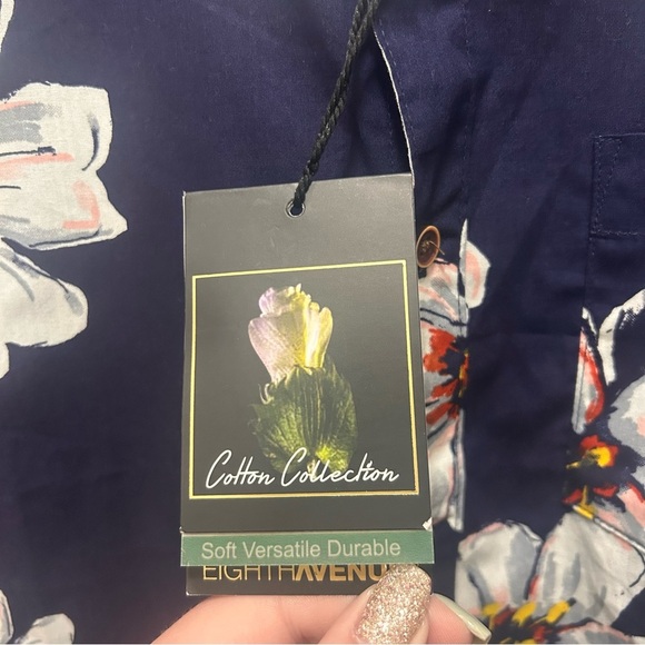 Eighth Avenue Long Sleeve Navy and Floral Men’s Button-Up Shirt Size L NWT - Picture 3 of 7